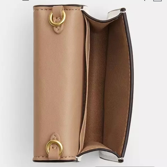 COACH MINI WALLET ON CHAIN IN CREATURE PATTERN - Picture 3 of 4